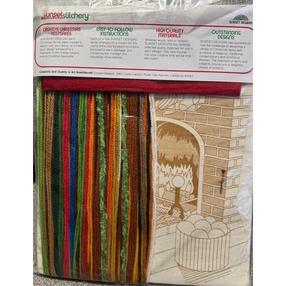 Vintage 1978 Sunset Stitchery Christmas Fireside Stocking Kit 2040 NIP - Picture 4 of 5